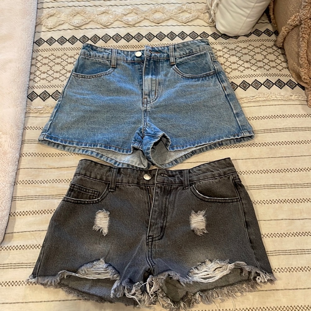 Kittenish jean shorts